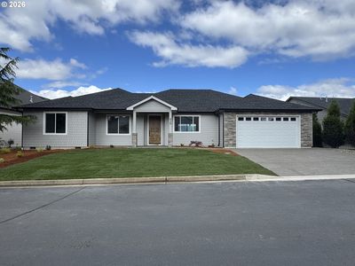 429 Fairway Estates Dr, Sutherlin, OR, 97479