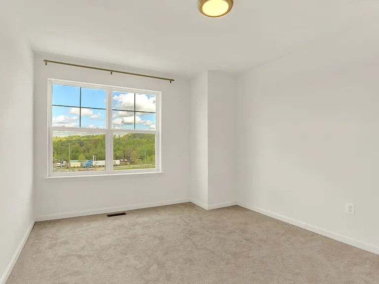 11301 Carobel Ct — Photo 24