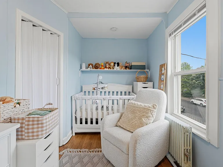 7 Fairview Ave — Photo 24