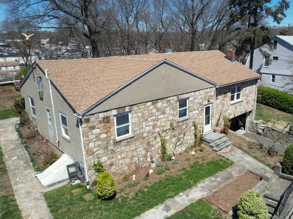 66 Vanguard Street, Bridgeport, CT 06606