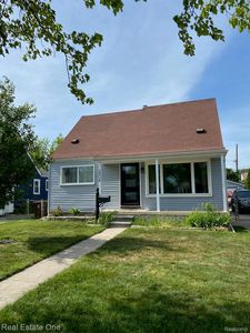 28936 Bridge St, Garden City, MI, 48135