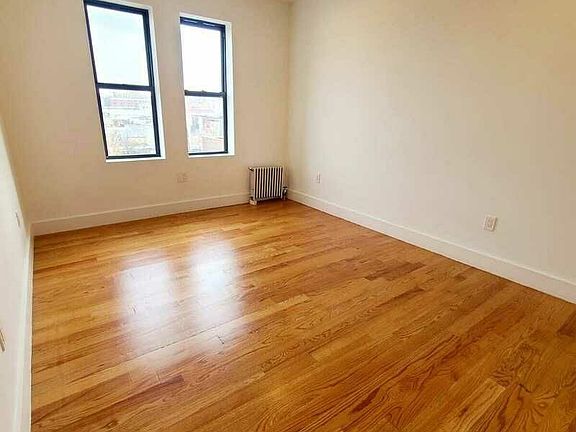 5th image of 1680 Clay Ave APT 1A