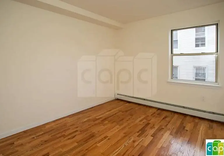 101 Broadway — Photo 2