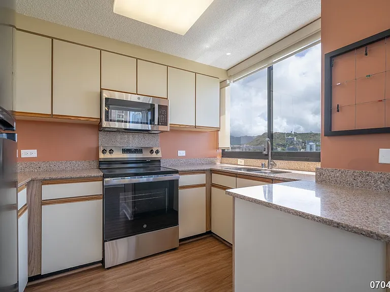 876 Curtis St #1103 — Photo 10