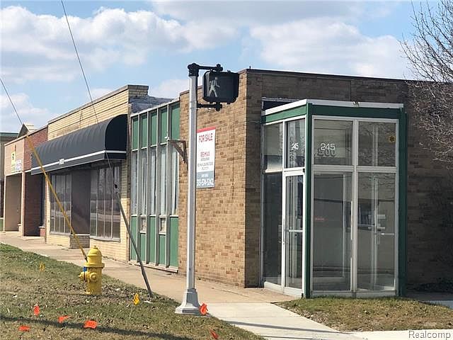 1st image of 24512 Michigan Ave