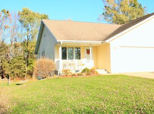 W7826 Maple Dr, Onalaska, WI 54650