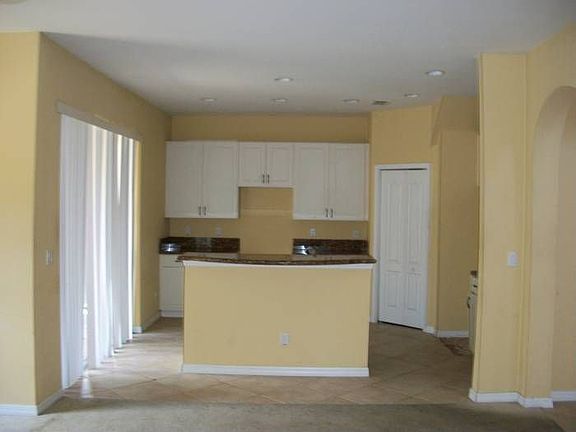 4th image of 10120 N Silver Palm Dr