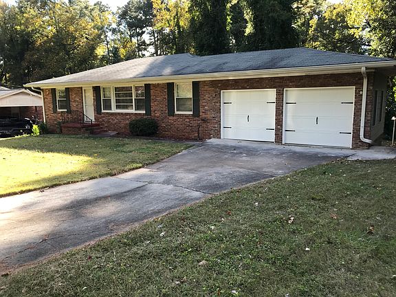 2nd image of 2108 Ithica Dr SE
