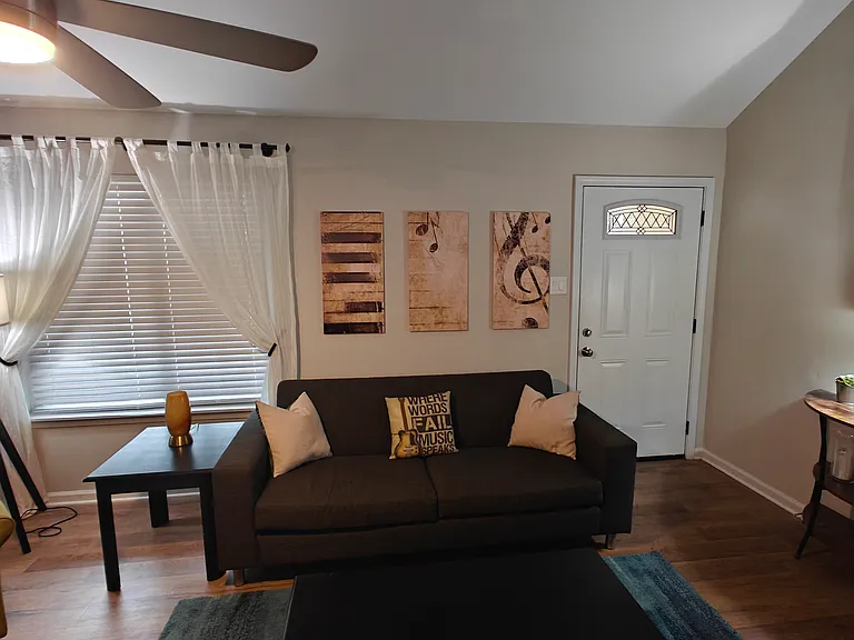 4581 Columbia Woods Ln — Photo 7