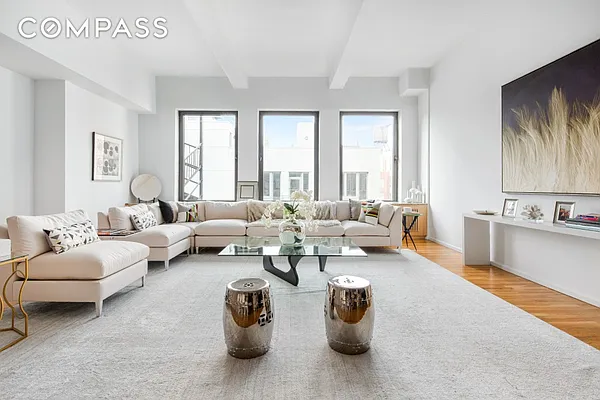 Sold by Compass | media 1