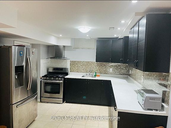 2nd image of 142 Maria Antonia Rd