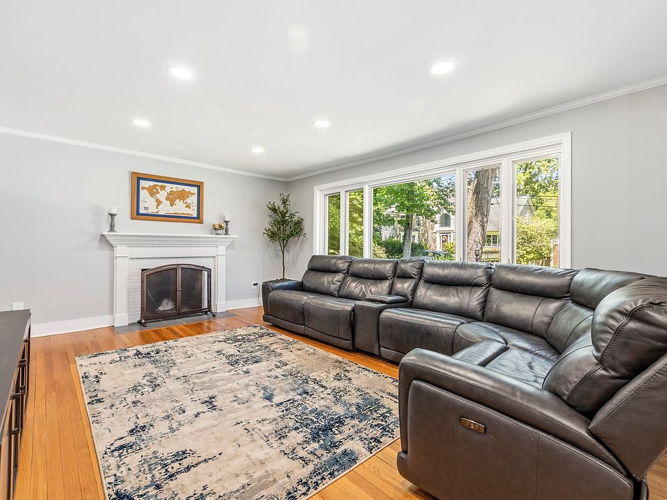 1st image of 3604 Husted Dr