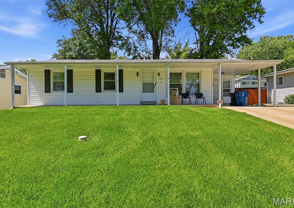 1st image of 714 Teson Rd