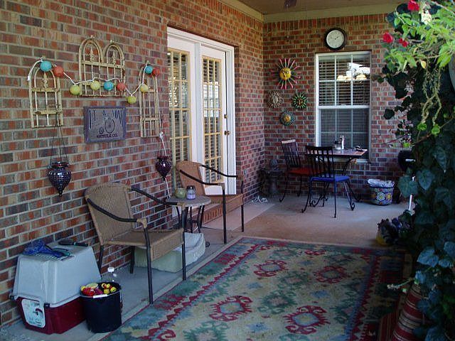 2nd image of 121 Bermuda Ct