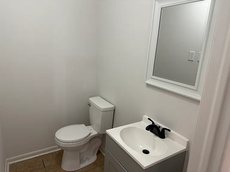 1730 Lynn St #C — Photo 5