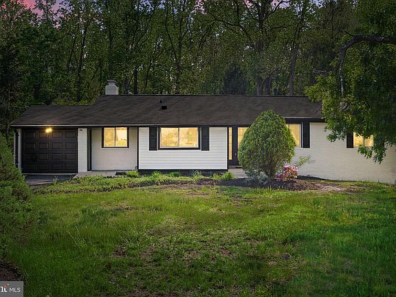 2nd image of 4838 Randolph Dr