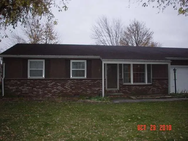 609 W Union St photo 1