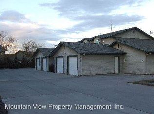 1915 NW Hemlock Ave APT C, Redmond, OR