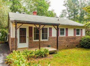 119 Shadowlawn Dr, Asheville, NC 28806