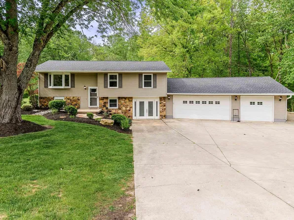 2955 E Carowinds Ct, Bloomington, IN 47401