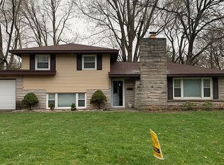 1747 E Beardsley Ave, Elkhart, IN 46514