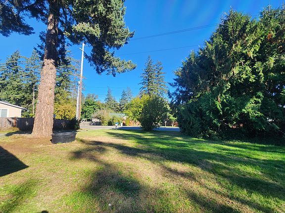 big yard, close in location