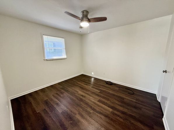 250 Robinwood Ave