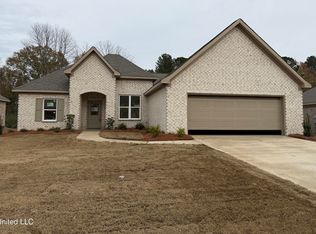207 Anderson Oaks Dr, Pearl, MS 39208