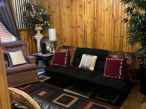 716 W Mikies Pl, Hayden Lake, ID 83835