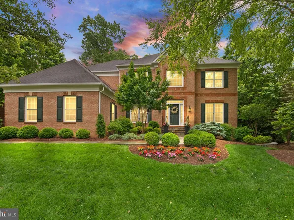 12019 Wandabury Rd, Oakton, VA 22124