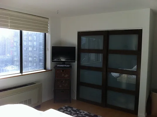 Sold by NY NY Condo, Inc | media 8
