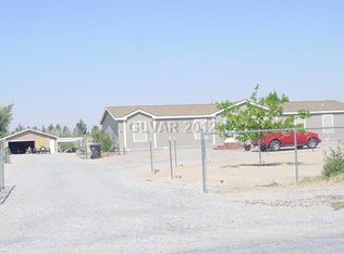 6720 S Surrey Ln, Pahrump, NV 89048