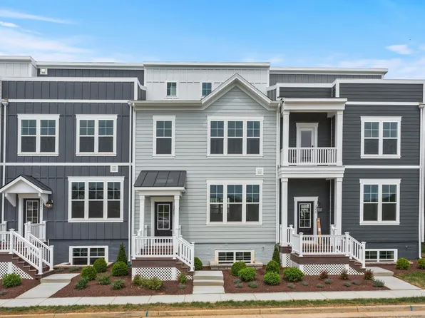 3251 Preston Shore Drive Row #18E, Rockingham, VA 22801
