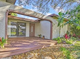 8941 NW 7th Ct, Pembroke Pines, FL 33024