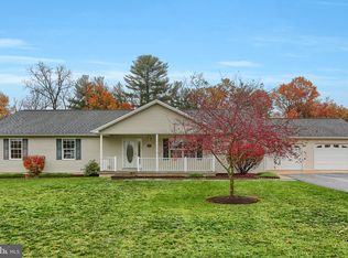 5 Irish Gap Rd, Newville, PA 17241