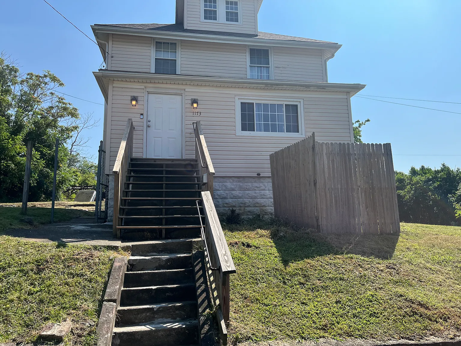 1173 Sherman Ave photo 1