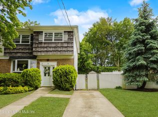 76 Wilson Ave, Staten Island, NY 10308