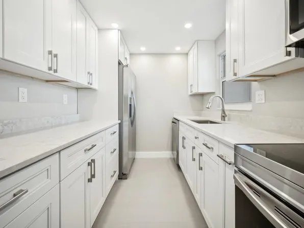 720 Bayshore Drive #702, Fort Lauderdale, FL 33304