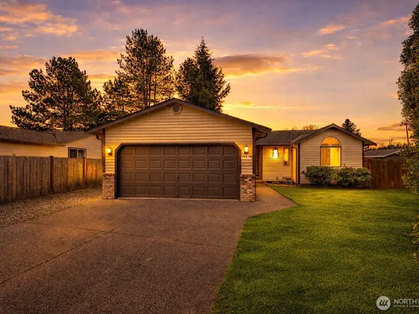 13806 51st Drive NE, Marysville, WA 98271