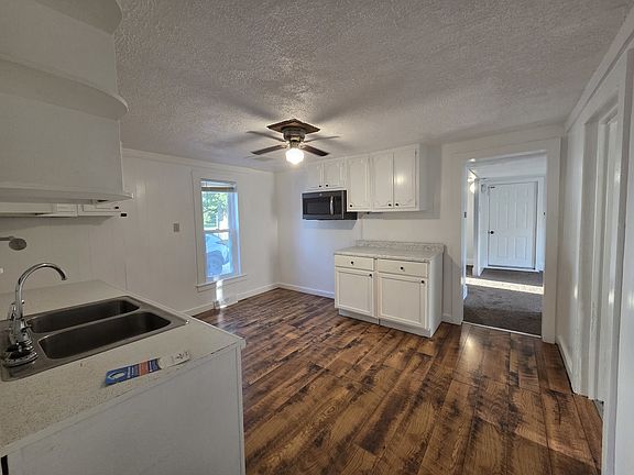 5th image of 19550 Fellows Rd
