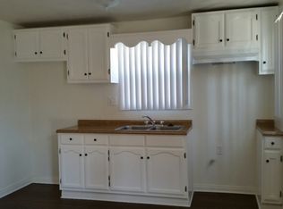608 E 79th St #3, Los Angeles, CA 90001