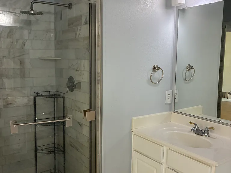 8240 Spring Ridge Dr — Photo 18