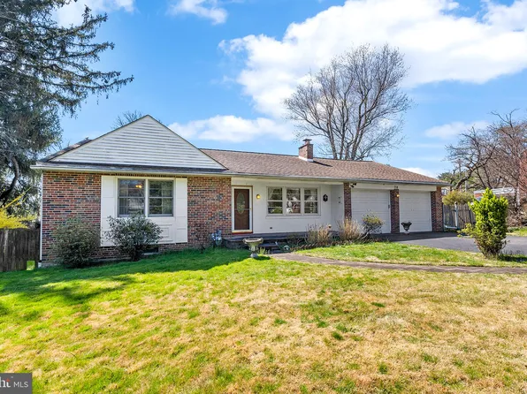718 Dale Rd, Huntingdon Valley, PA 19006