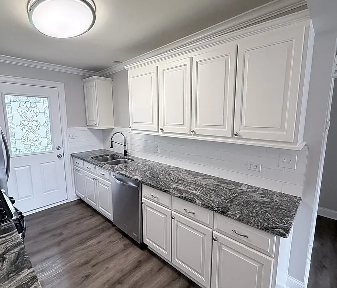 704 Rogers St #704 — Photo 3