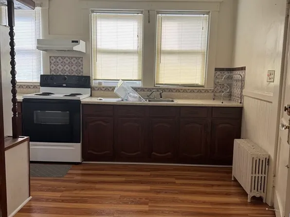 161 Carroll St #2, New Bedford, MA 02740
