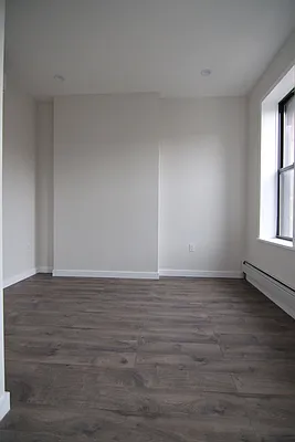 Rented by Nooklyn NYC LLC | media 8