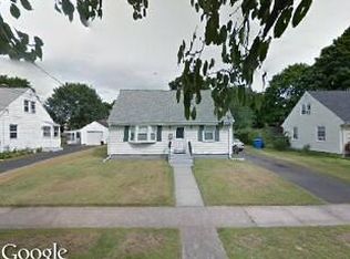 19 Furman Road, Hamden, CT 06514