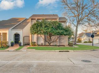 9582 Doliver Dr, Houston, TX 77063