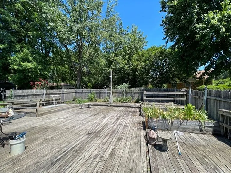 1210 Rasco Rd W — Photo 22