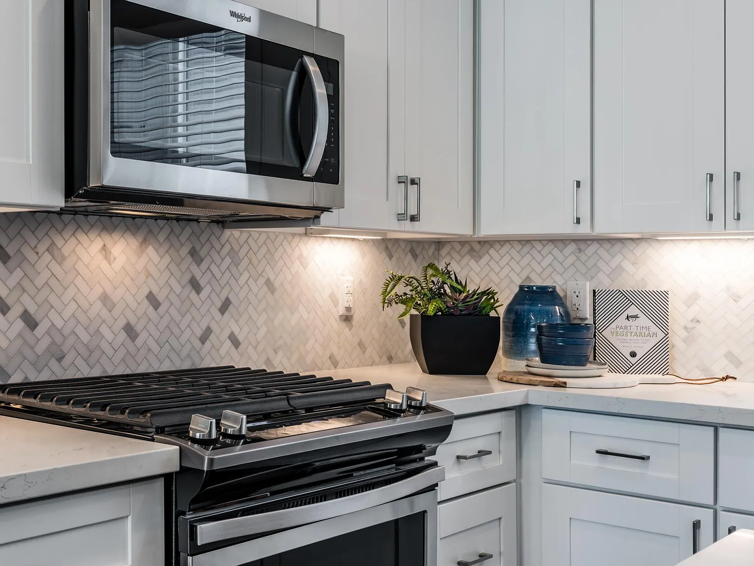 2 bed, 2.5 bath, 1100 sqft, $3,475 — Photo 3